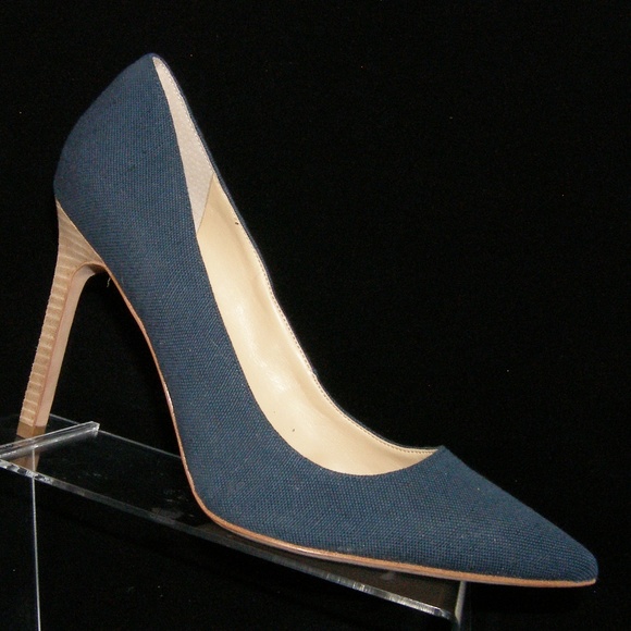 Ivanka Trump Shoes - Ivanka Trump 'Carra' blue canvas pump heels 11M